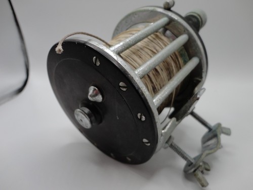 Vintage Penn Long Beach 67 Saltwater Fishing Reel USA MADE TESTED AND WORKING - Picture 10 of 13