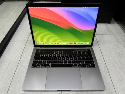 APPLE MacBook Pro MACBOOK PRO MR9V2J/A 【公式通販】