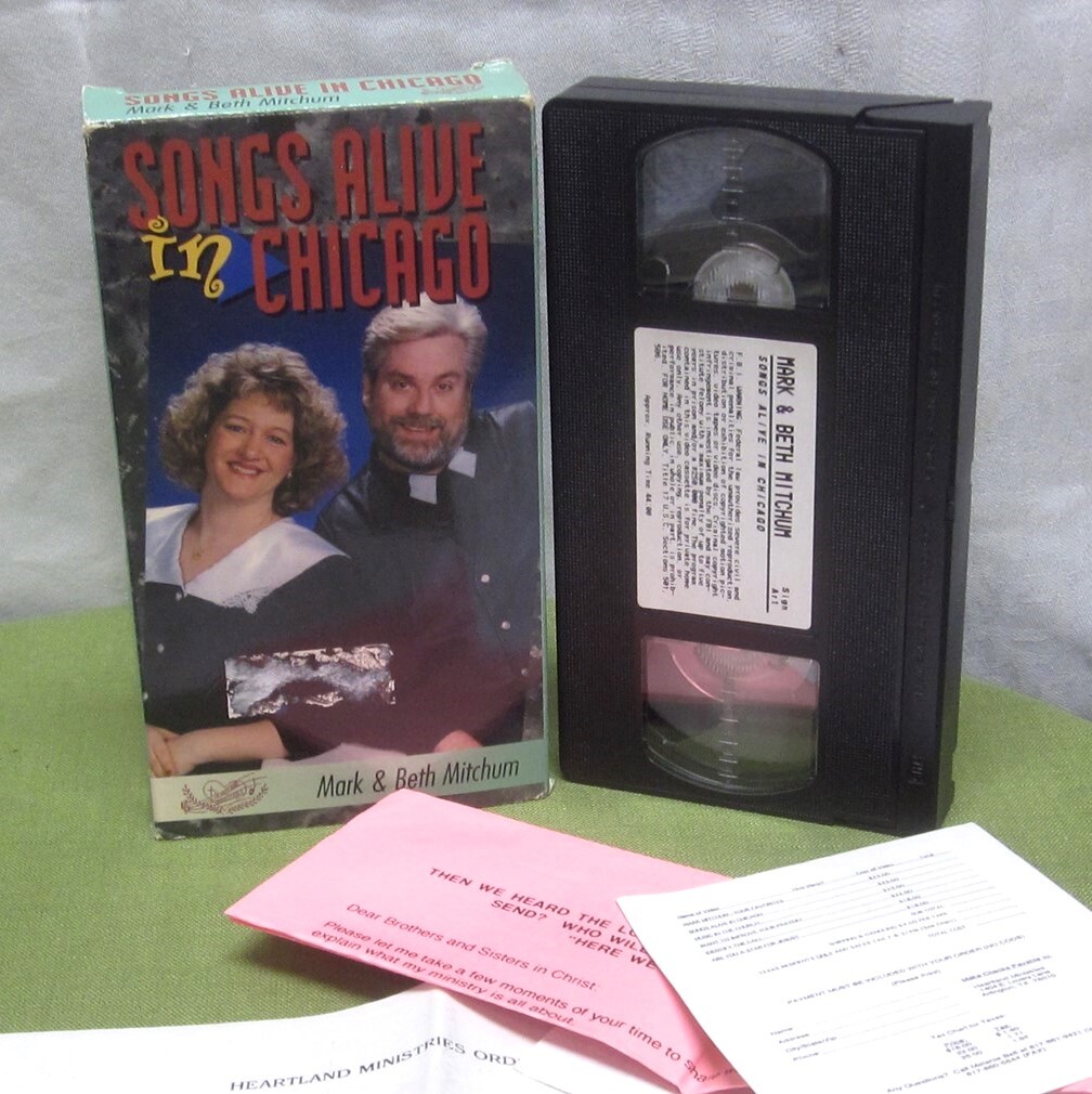 MARK & BETH MITCHUM Songs Alive In Chicago VHS deaf
