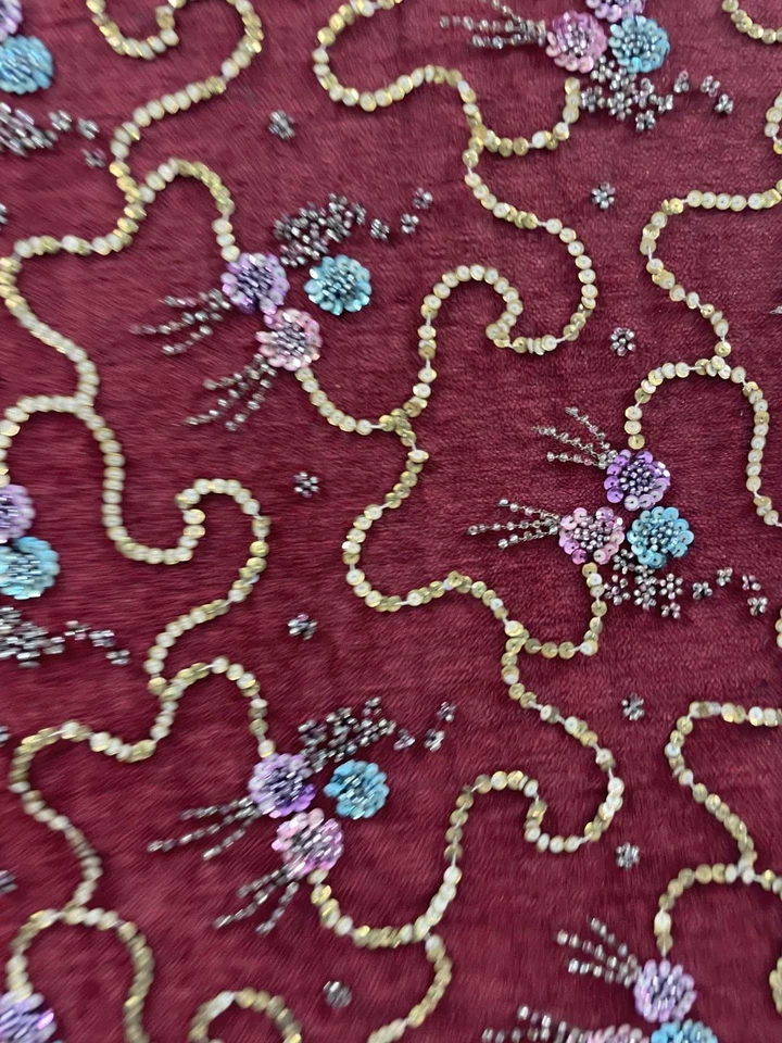 MANTILLE - CHÂLE. DENTELLE BRODÉE MAIN SUR TULLE. ESPAGNE. XIXÈME SIÈCLE - Photo 2/3