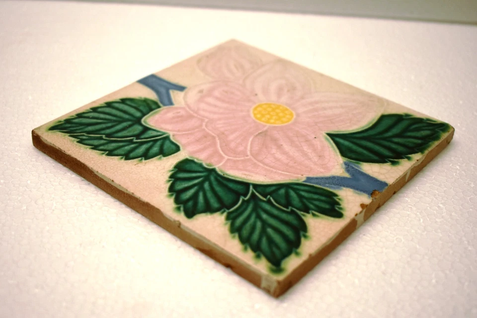 复古 P.P.W Wankaner 印度 Majolica 瓷砖 粉色 花卉 新艺术 陶瓷 Colle — 第 4/4 张图片