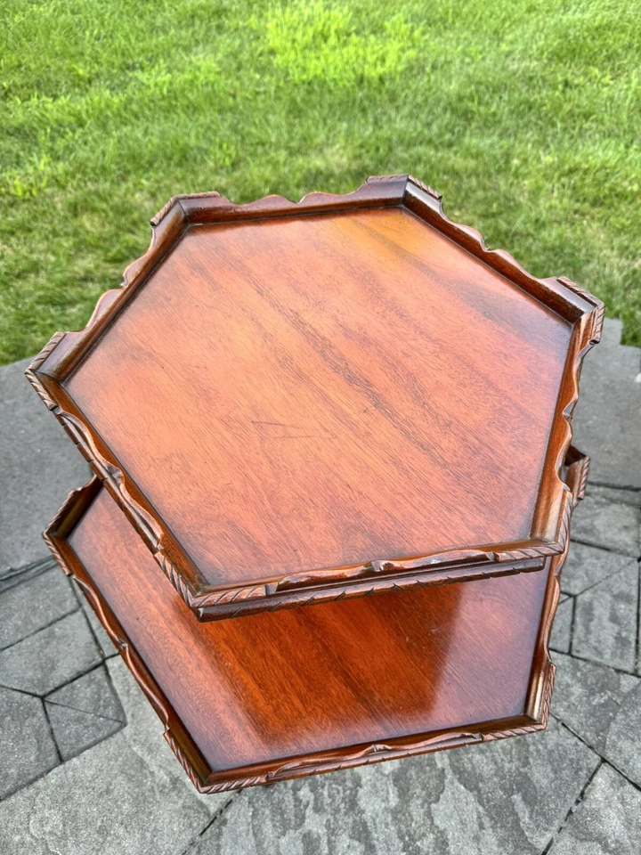 Antigo estilo Chippendale 2 camadas torta crosta mogno esculpida mesa garra pé 31x26” - Imagem 4 de 4