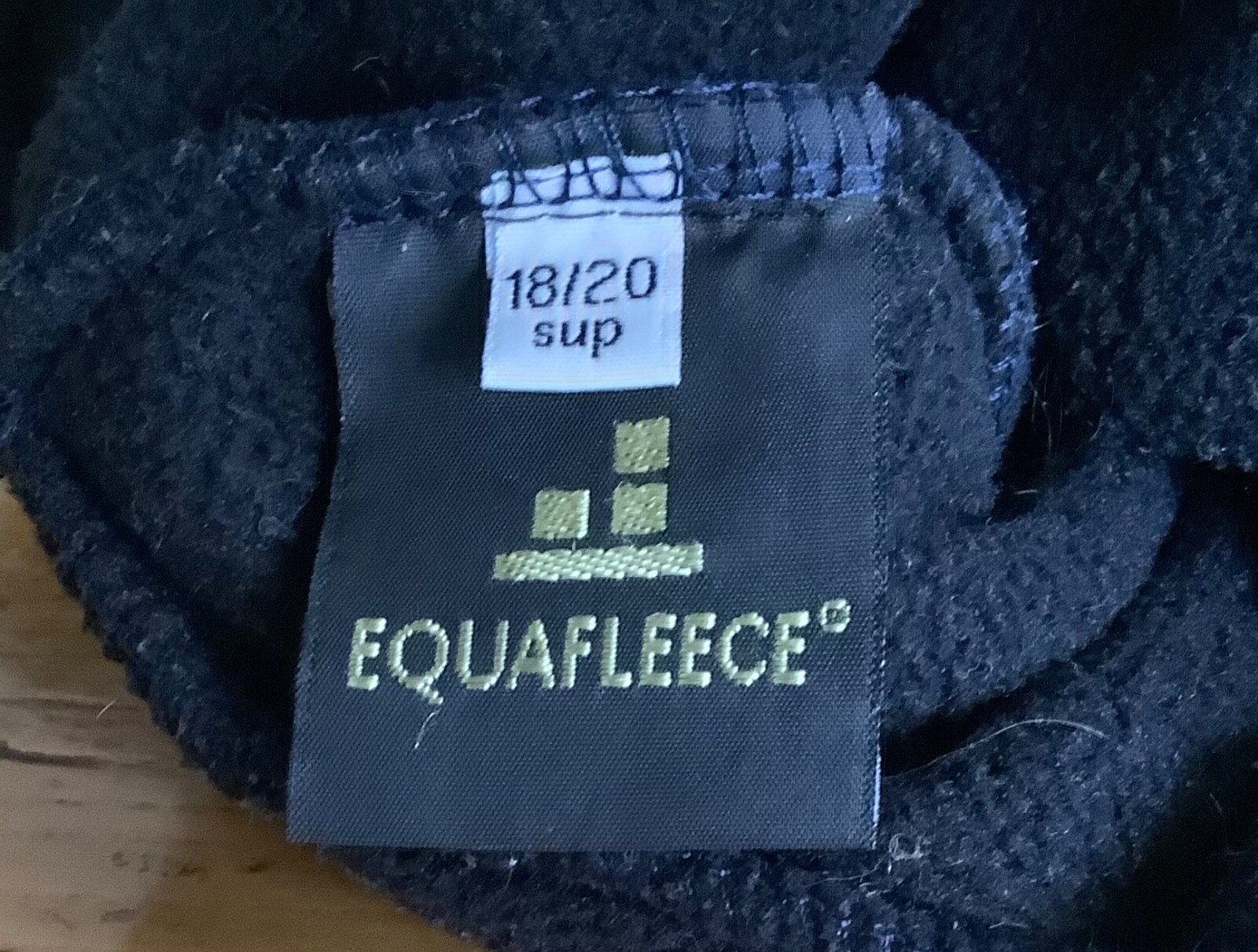 Equafleece black dog suit. 18/20 eBay