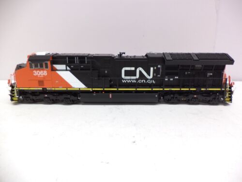ScaleTrains Ho SXT30507, ET44AC, Canadian National 3068, DCC only - Picture 4 of 6