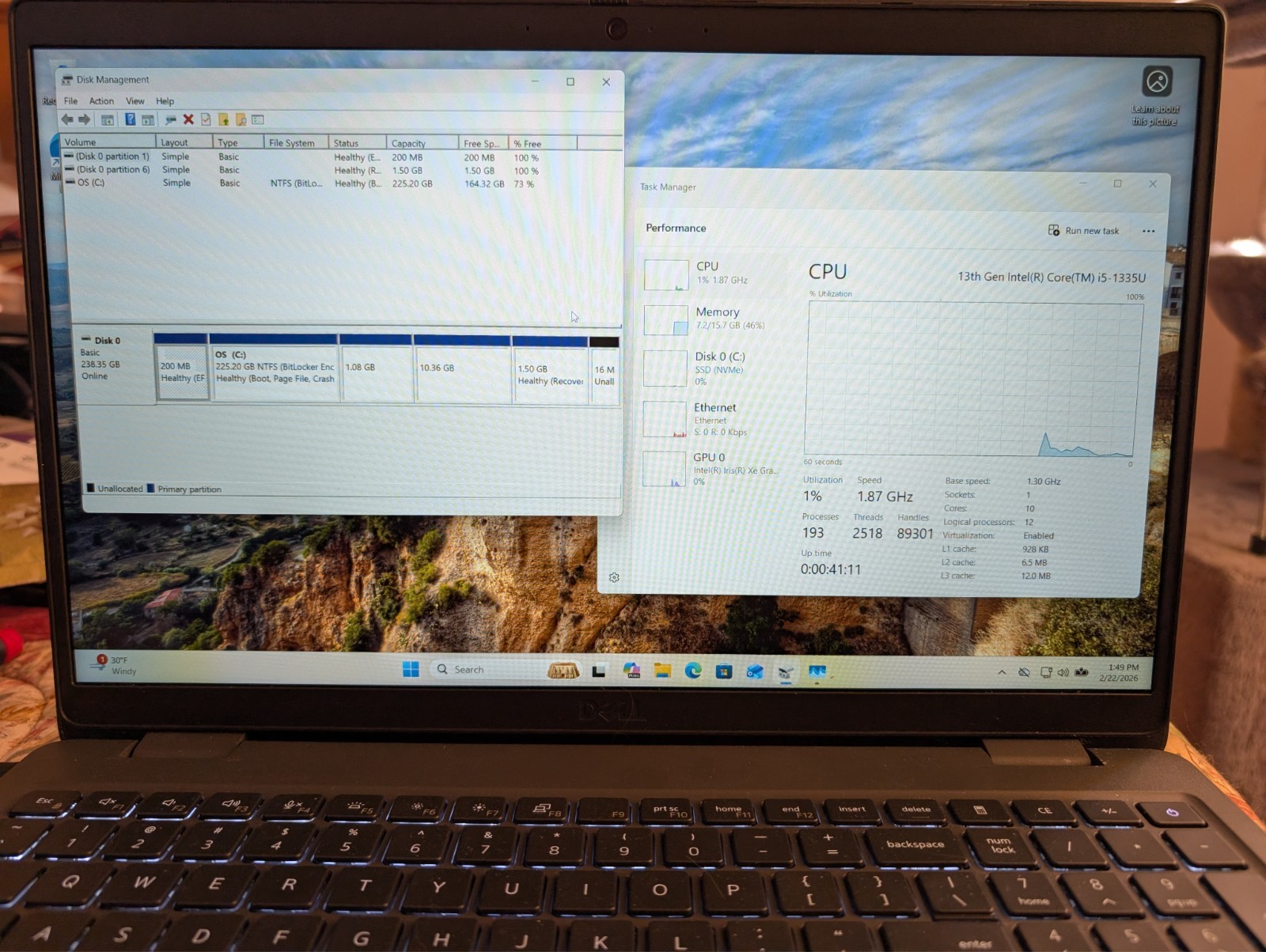 Dell Latitude 3540, 15.6-Inch Laptop, with Intel Core i5 13th Gen., 256 GB NVMe (Non-Volatile Memory Express), Windows 11 Pro