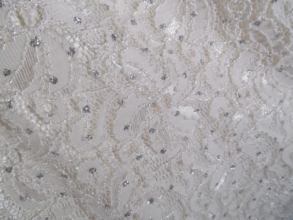 Rare Editions White Cream Color Crochet A-Line Bouffant Belt  - Girls Size 6X - Image 4 of 4