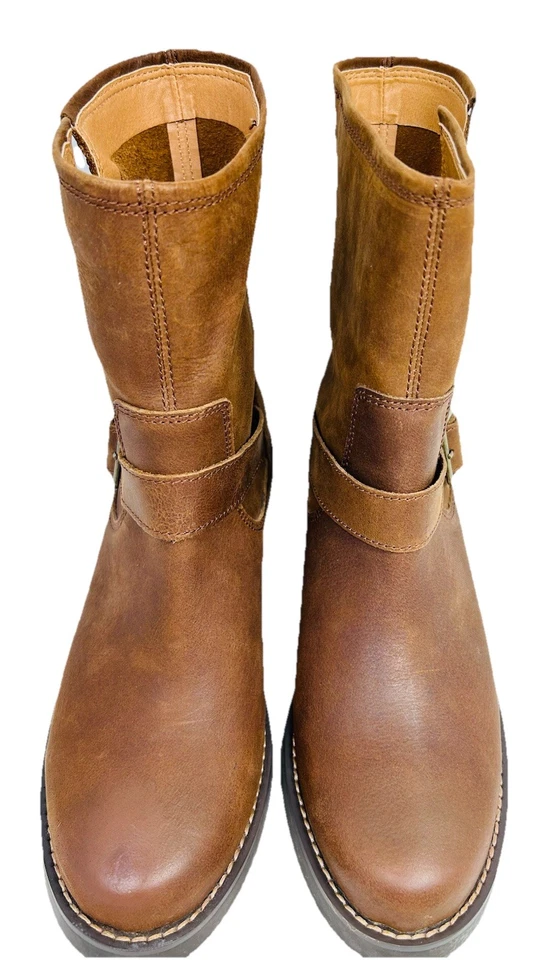 Botas de motocicleta Dingo Casey cortas para mujer 8 marrón con correa de hebilla de cuero $144 usadas en excelente estado Foto 3 de 4