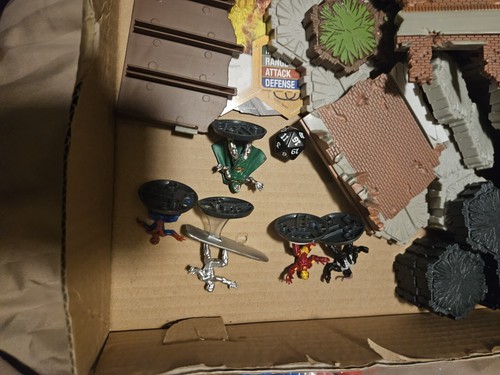 Heroscape Marvel The Battle Of All Time The Conflict Begins 95 % Complete  - Picture 2 of 5
