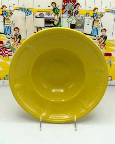 Fiesta Hostess Bowl Fiestaware Sunflower Yellow 25 oz Serving Centerpiece Bowl