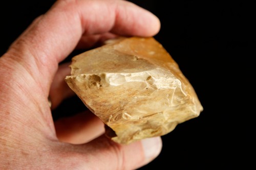 Abbevillian Hand Axe (Biface) Lower Paleolithic - France - 145mm, 422g - Imagen 15 de 20