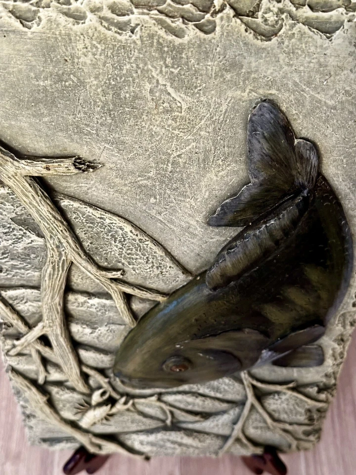 Plaster / Resin Bass Fish With Crawfish Plaque Wall Décor 8 " x 13 " - Image 3 of 4