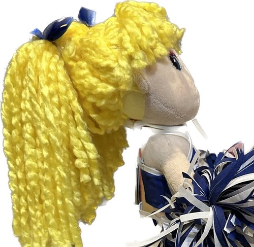 DE COLECCIÓN FRIENDS 2b MUÑECA SUAVE RUBIA POMPONES MEGÁFONO CONSTRUIR UN OSO AZUL - Imagen 5 de 7