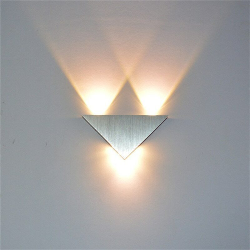 Foto 3 di 9