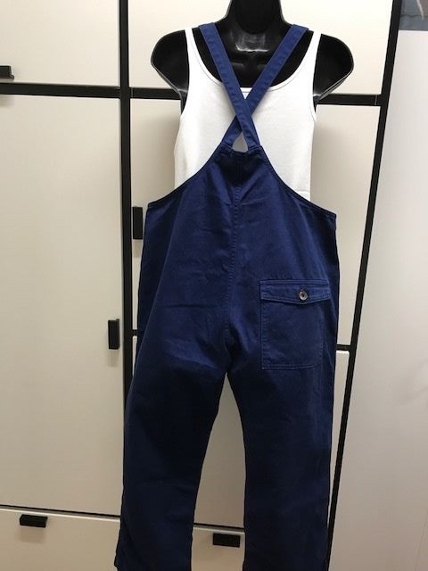 Picture 18 of 24