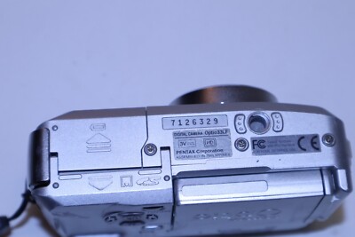 PENTAX optio 33LF ペンタックス　オプティオ　デジタルカメラ PENTAX Pentax Optio 33LF 3.2MP Digital Camera - Silver for