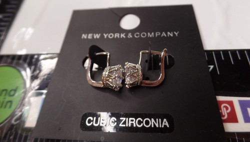 New York & Company Cubic Zirconia Earrings New On Card Sparkly - Picture 5 of 7