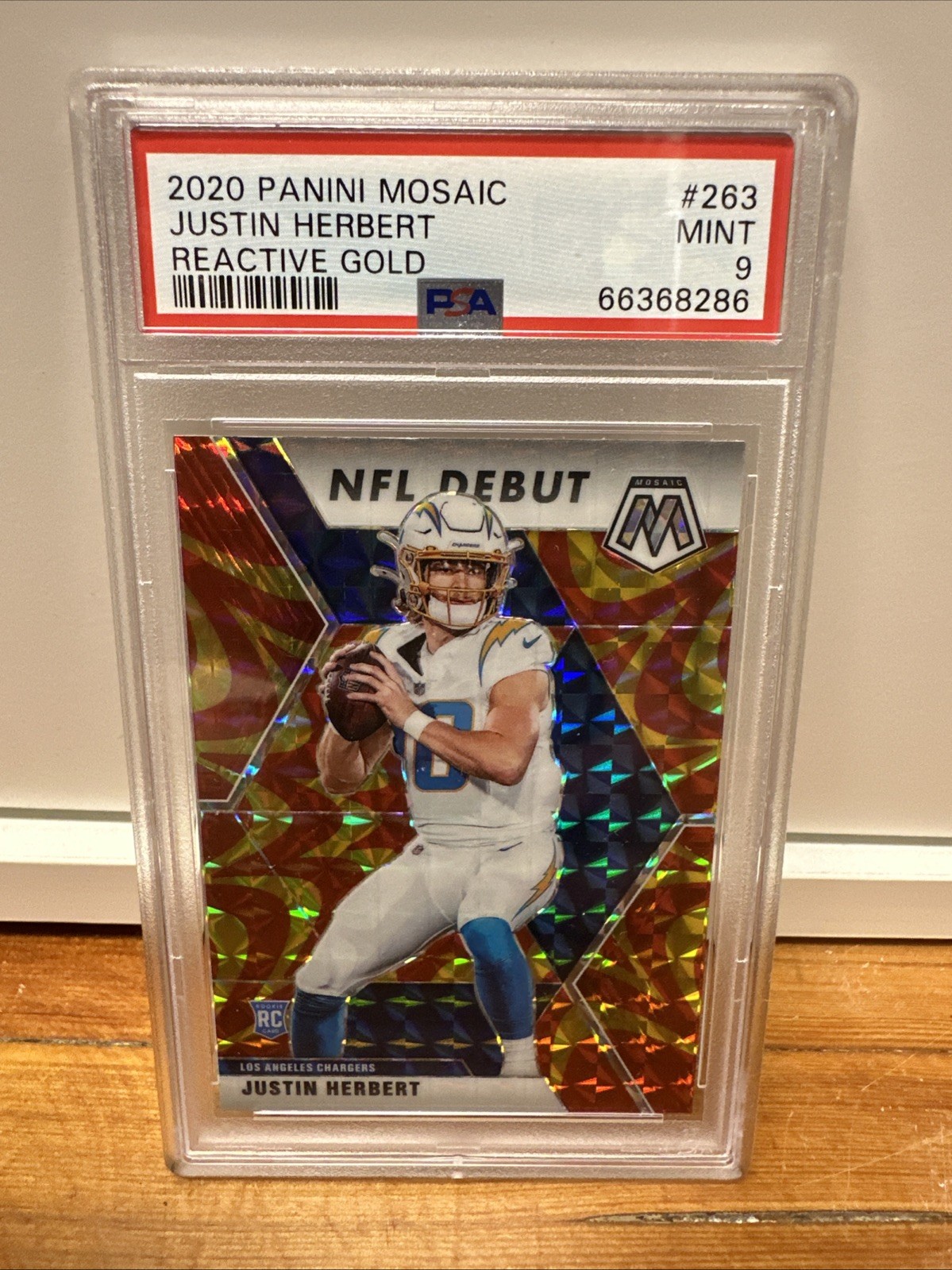 2020 Panini Mosaic - NFL Debut Justin Herbert #263 Mosaic Reactive Gold RC PSA 9