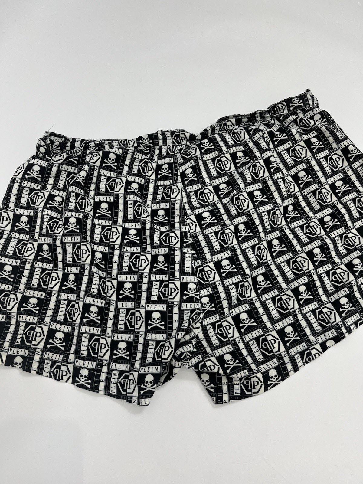Men’s Authentic Philipp Plein Skull Pattern Size XL Swim Shorts Black Designer image 9