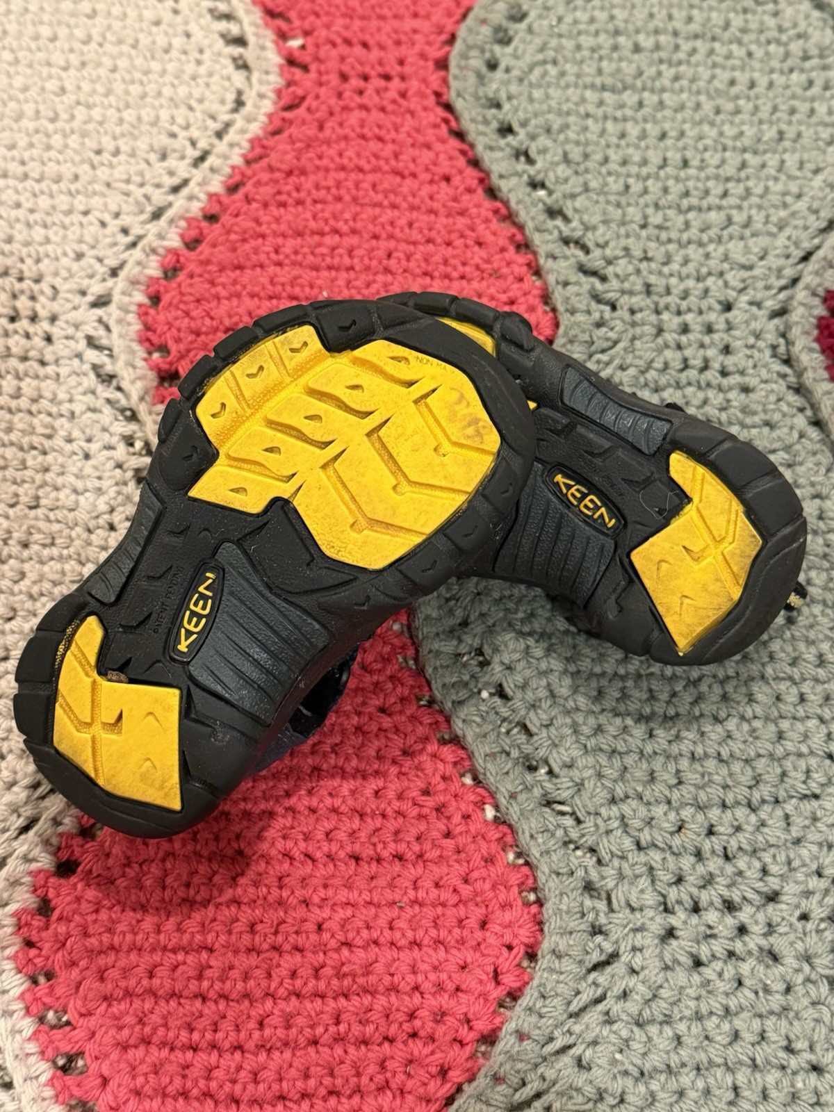 Keen Newport H2 sandalo ragazzo taglia 11 giallo turchese impermeabile scarpe sneakers