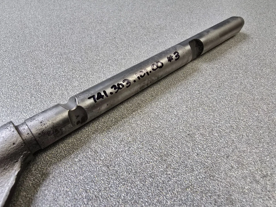 VARILLA DE CAMBIO DE MARCHAS USADA ORIGINAL GENUINA PORSCHE 356B 356C 356SC 1ª-2ª #3 picada Foto 3 de 4