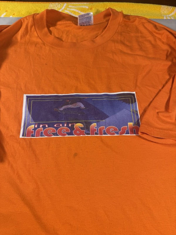 Vintage In Air Free & Fresh Orange Graphic T-Shirt Size XL