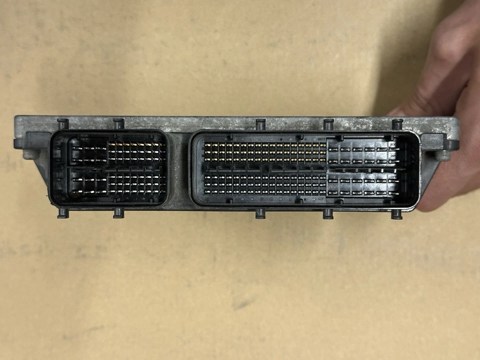 89661-47361 2013 Toyota Prius 1,8 L PCM ECM ECU motor computador usado OEM Foto 3 de 4