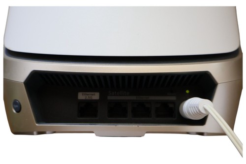 Netgear Orbi RBRE960 AXE11000 Tri-Band Wi-Fi 6E Mesh Router 10 G WAN + PSU - Bild 9 von 9