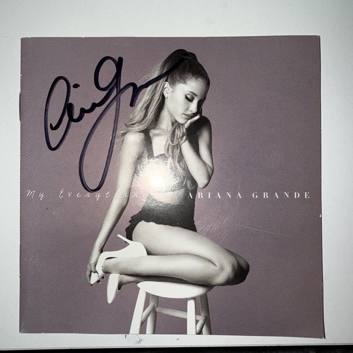 【直筆サイン】【未開封】【アメリカ限定】Ariana Grande ARIANA GRANDE SIGNED AUTOGRAPH DANGEROUS WOMAN 3X4 PROMO POSTCARD