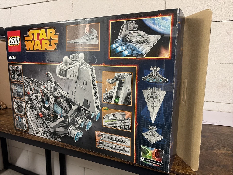 LEGO Star Wars 75055 Imperial Star Destroyer, photo 2 sur 5