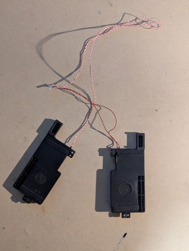 Difinity 17.7 Ersatzteile Display Unterschale USB Platine HDD  Kabel Akku WLAN