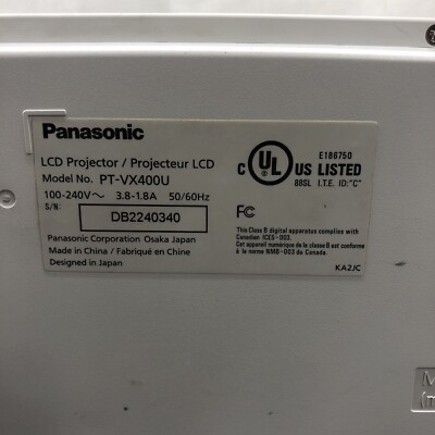 Panasonic PT-VX400 XGA LCD Projector With Remote & Pelican IM2600