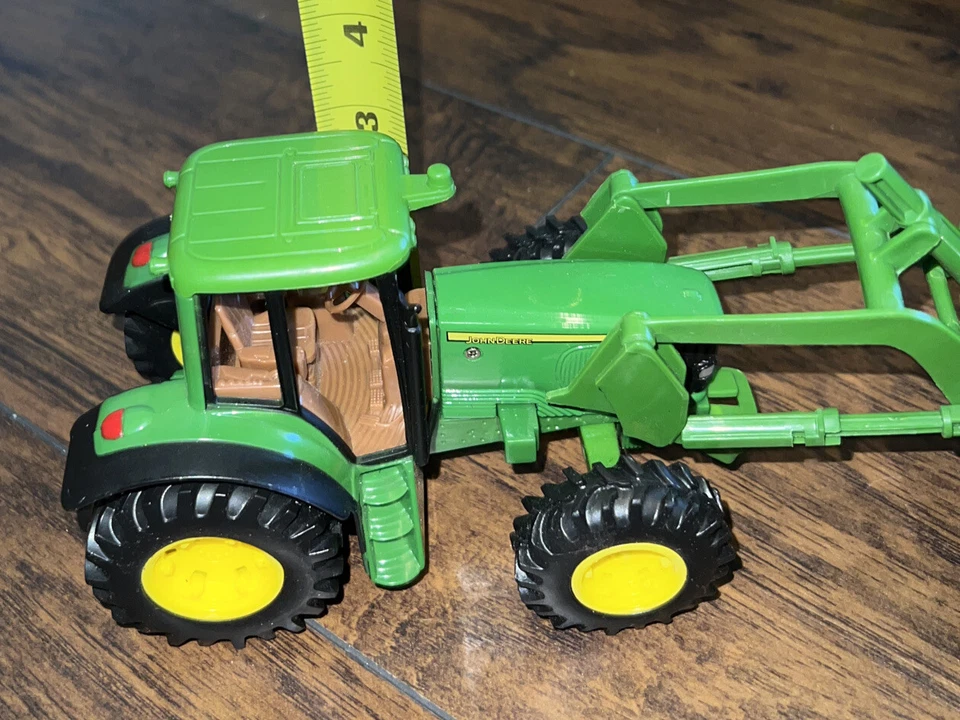 JOHM DEERE ERTL TRACTOR 8" x 11" W/removable FRONT LOADER 8" x 16" - Image 3 of 4