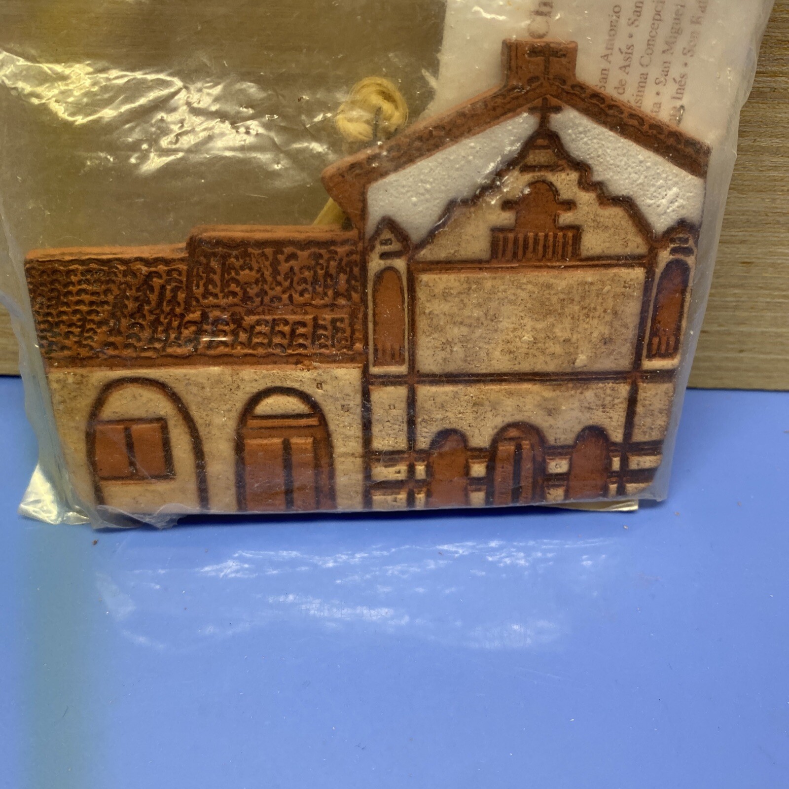 Picture 1 of 4