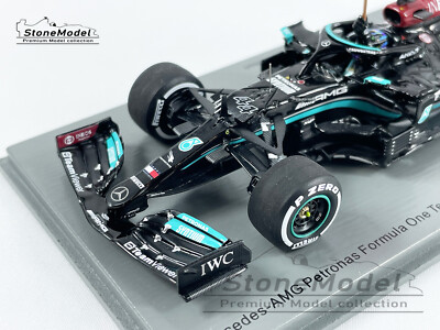 Mercedes F1 W12 44 Lewis Hamilton British 2021 Winner with