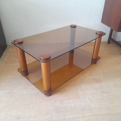 Low coffee table from 1960-70, solide wood and fumè glass, good condition - Picture 1 of 13