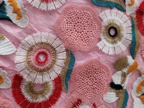 Charming Colorful Floral Embroidered Dusty RoseTulle Lace Fabric 60"x 8 Yds - Picture 4 of 6