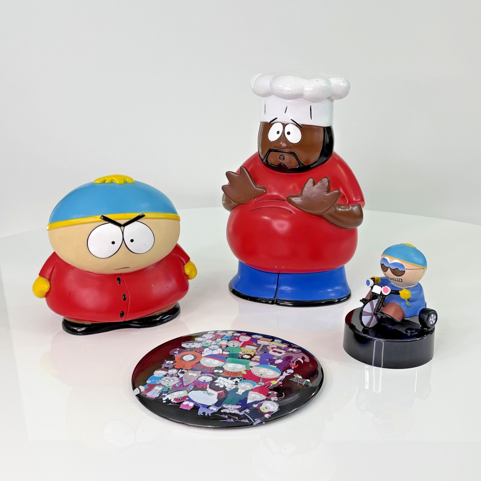 Vintage 1998 South Park 4pc Set Cartman Chef Piggy Bank Figure Button Display