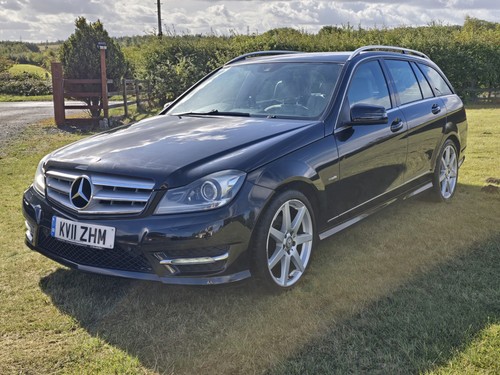 2011 Mercedes C250 1.8 AMG Sport Estate - Picture 7 of 17