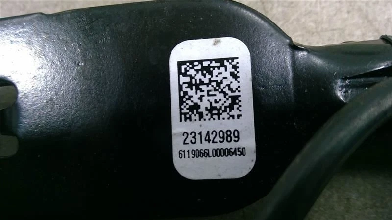 CONJUNTO DE FIVELA DE CINTO DE SEGURANÇA DIANTEIRO DIREITO CHEVROLET TAHOE 2015-2020 FABRICANTE DE EQUIPAMENTO ORIGINAL 23142989  - Imagem 3 de 4