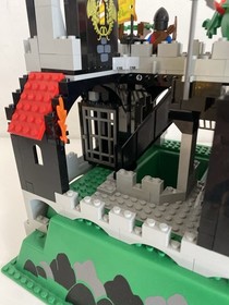 LEGO CASTLE 6082 Fire Breathing Fortress w/ Box Instructions Poster Complete