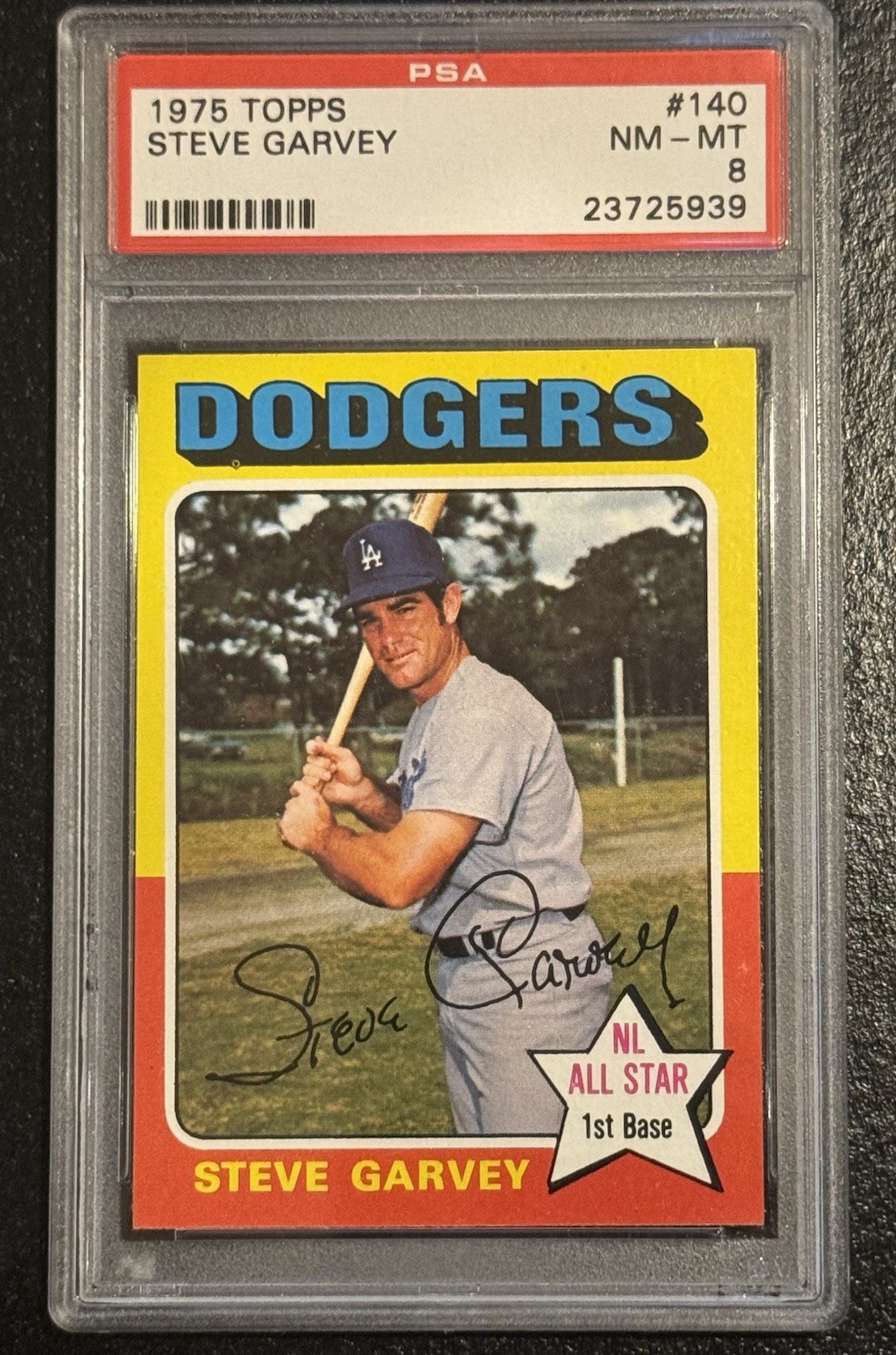 1975 Topps - Steve Garvey #140 PSA 8