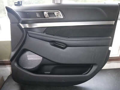 2016-2018 FORD EXPLORER XLT FRONT RIGHT DOOR PANEL Suede / with