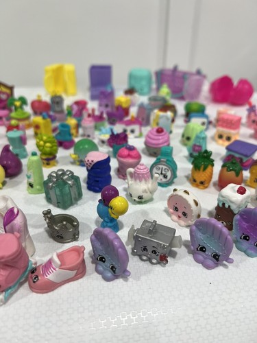 150 +Shopkins Assorted Figures Toys, Variety of Seasons Birthday Party Play Fun - Picture 8 of 23