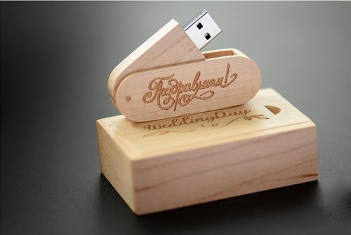 USB Flash Drive Walnut Wooden Free Personalize Wedding Party LOGO Memory Stick - Afbeelding 2 van 5