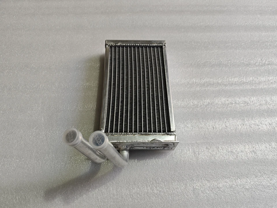 Алюминиевый радиатор отопителя для Audi 80 90 quattro 1988-1995 Volkswagen Passat - Изображение 4 из 4