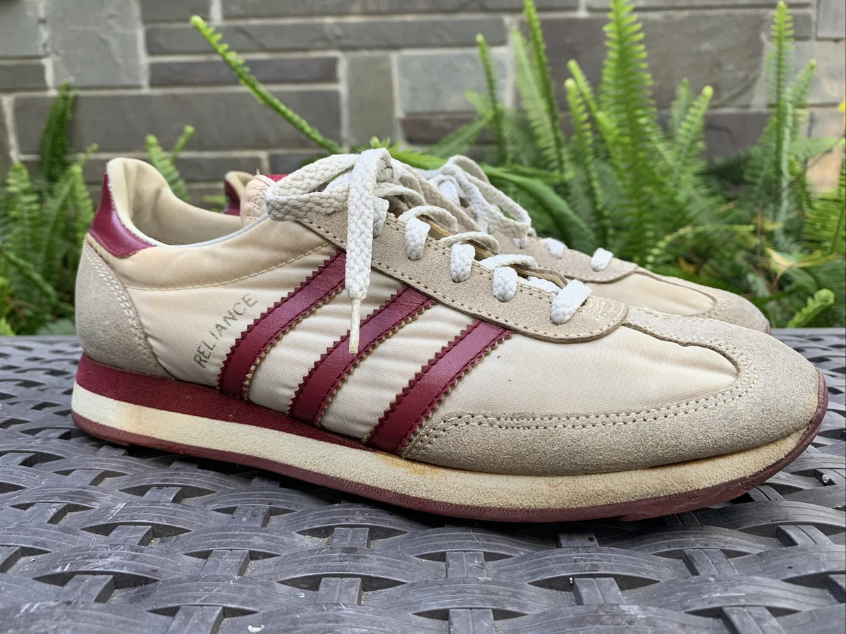 RARE! Vintage ADIDAS Ladys Reliance Running Tennis Sneakers SHOES Red 3  Stripe