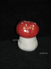 +# A002820_24 Goebel Archiv Muster Streuer Salz Pfeffer Pilz Fliegenpilz
