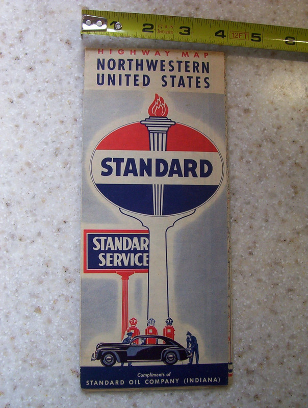1940s Standard Oil Red Crown Gas service station Northwestern States Road map