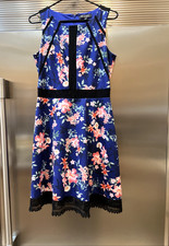 GUESS DRESS FIT & FLARE LACE TRIM BLUE VIOLET & PINK FLORAL BLACK TRIM BUST 34