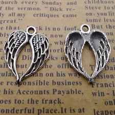 20 or 50PCS Antique Silver Tone Heart Shaped ANGEL WINGS Charm Pendant JHS646